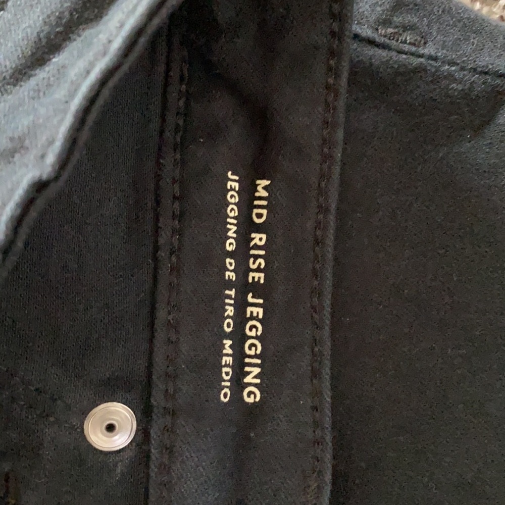Universal Thread Jegging - Picture 5 of 5